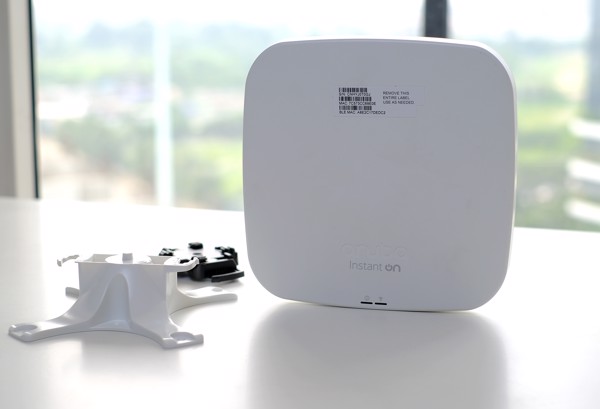 Thiết bị WiFi Aruba Instant On AP11